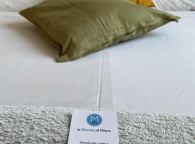 Appartement La Marina Di - Pier Lombardo Milaan